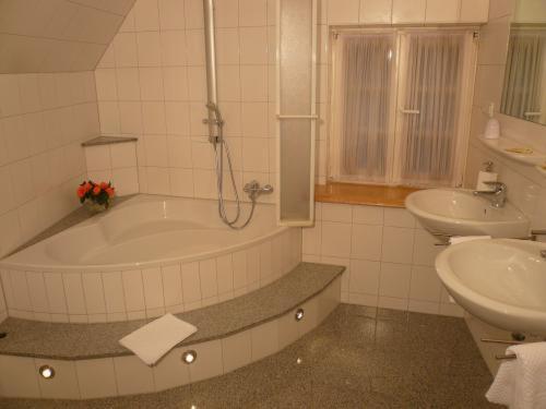 Elektro-Hotel Rosenhaus Gmbh Velbert Zewnętrze zdjęcie